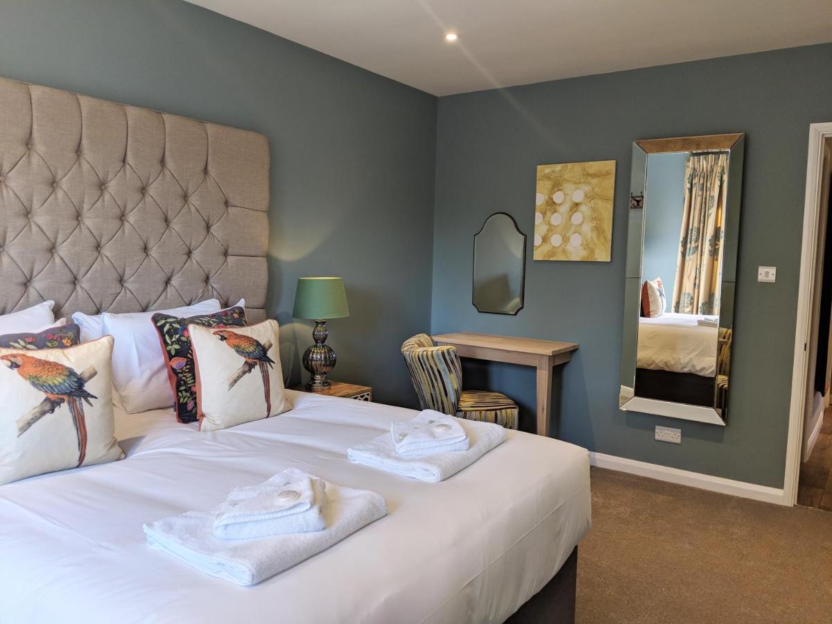 Готель Huntsham Court Екстер'єр фото
