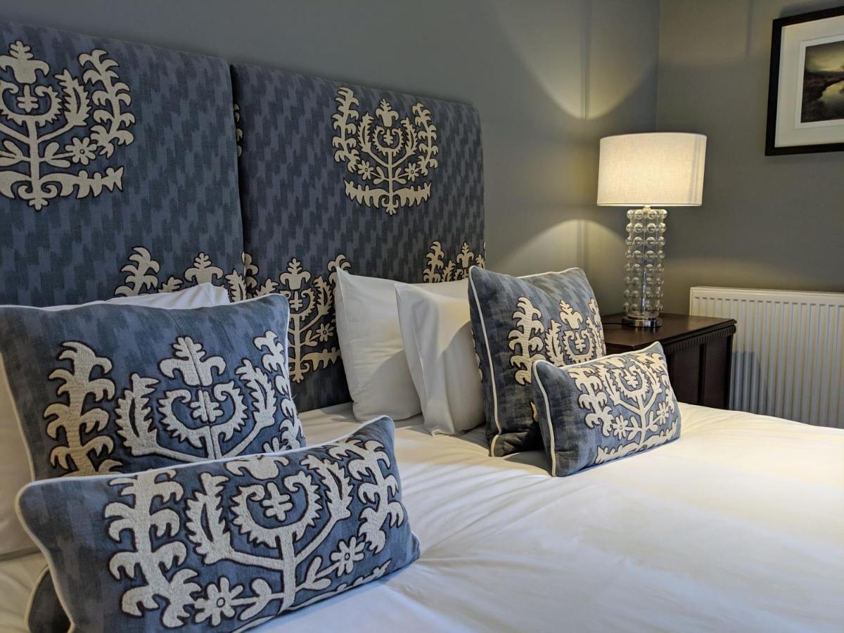 Готель Huntsham Court Екстер'єр фото