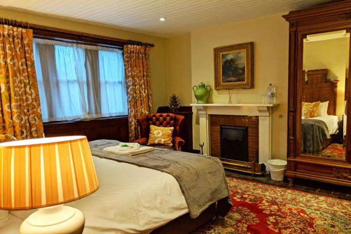 Готель Huntsham Court Екстер'єр фото