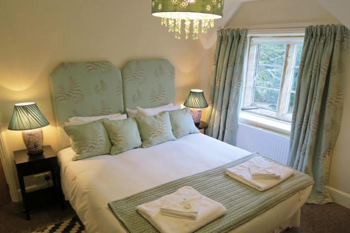 Готель Huntsham Court Екстер'єр фото